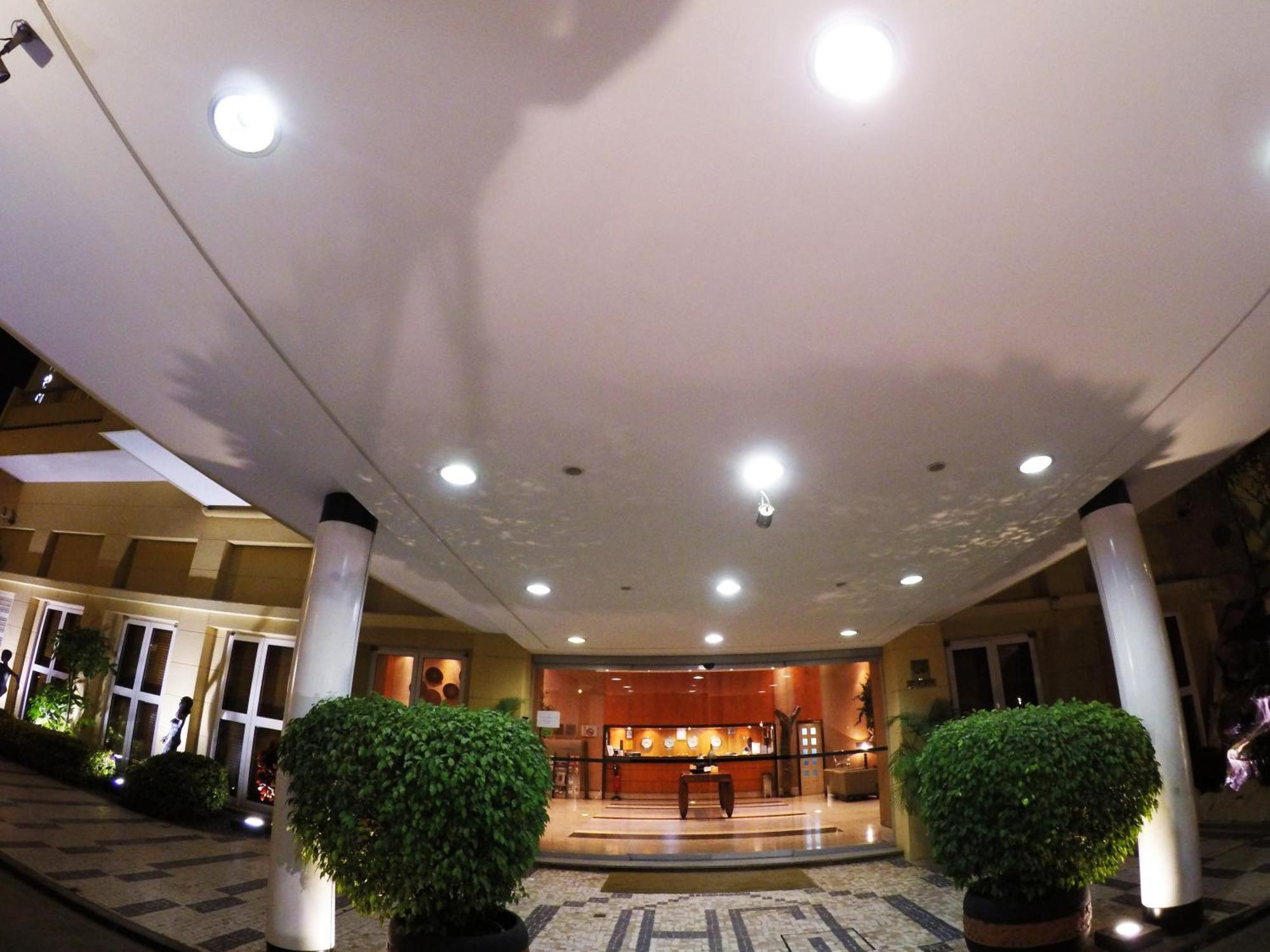Hotel Continental Luanda Exterior foto